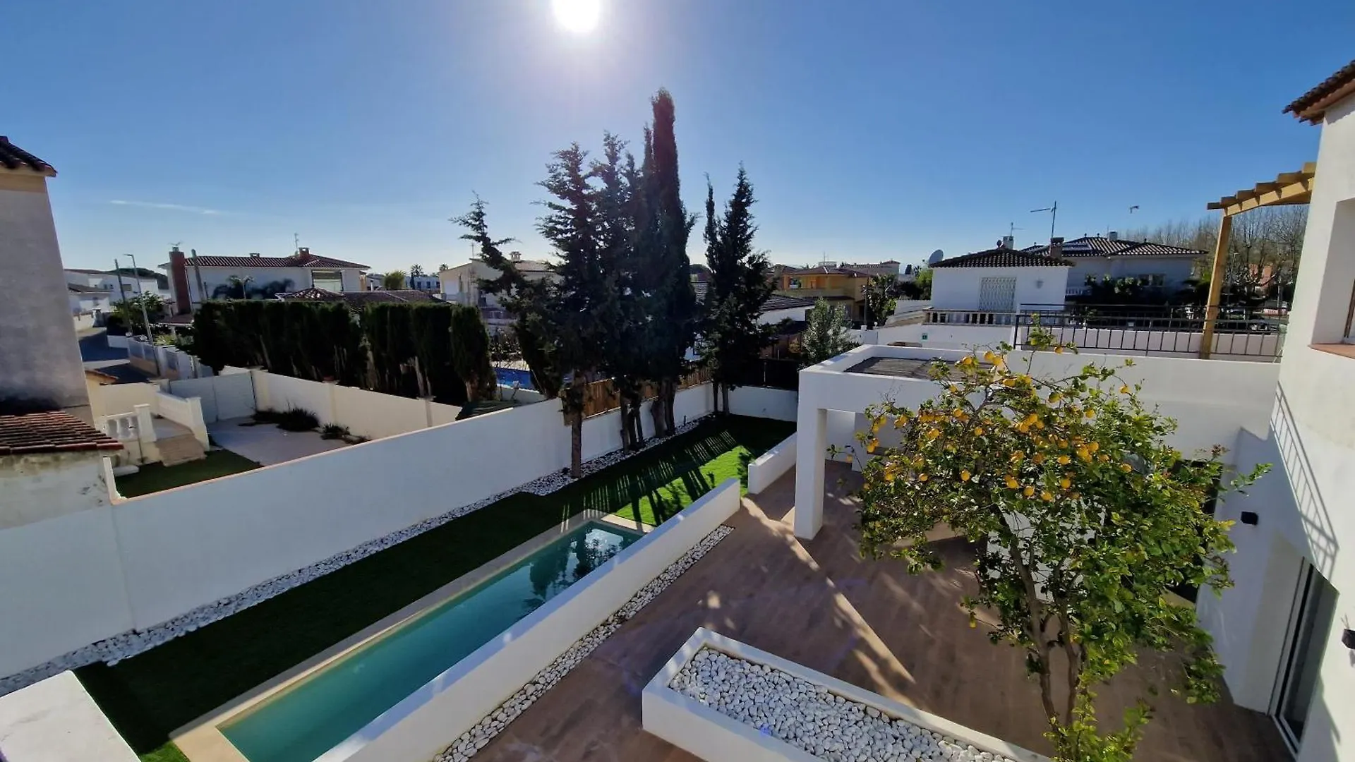 Gorgot P1 D Apartamento Con Terraza Y Piscina Comunitaria Cerca De La Playa Empuriabrava